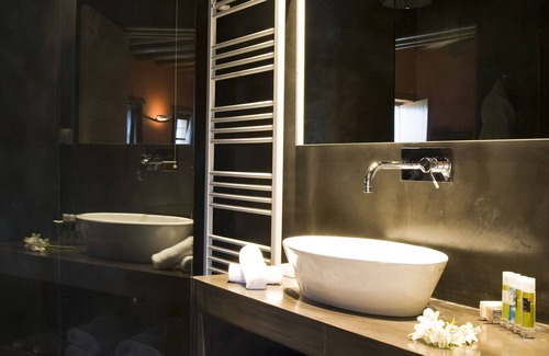 Kipoi Hotel | Kipi Suites