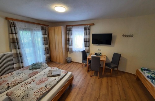 Kaumberg Hotel | Kirchenwirt Halbwax