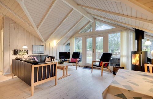 Houstrup House | Kirkeflod