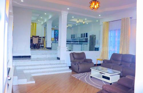 Kisii House | Kisii Hillside Mansion Nyanchwa