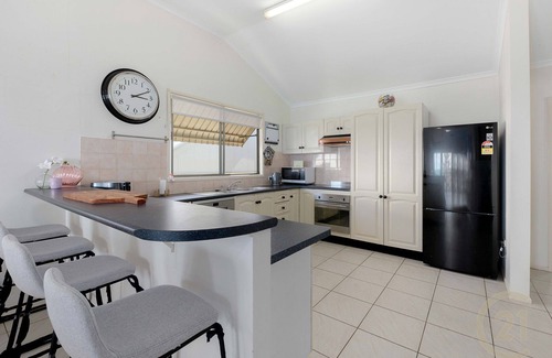 Scarborough Apartment | "Kitesurfer" - Scarborough Q 4020