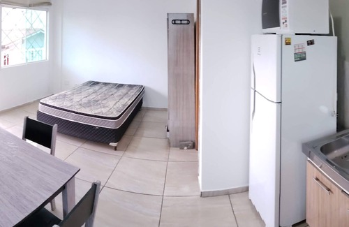 Cruzeiro House | Kitnet 5 blocks from the center
