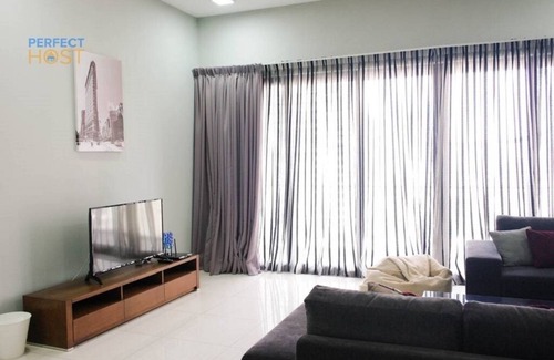 Ampang House | KL #13 Spacious luxury 3BR free shuttle to KLCC