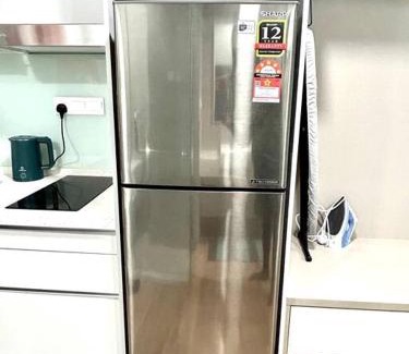 Brickfields Apartment | KL Sentral-Pool,Netflix,Gym,Monorail,Coworking,2pax