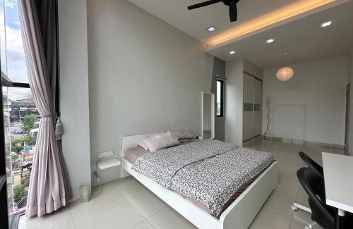 Sri Petaling House | KL Sri Petaling BBQ & Games Landed House