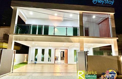 Klebang Besar House | Klebang 4B3B-21Pax Pooltable KaraoK Jaccuzi TownArea