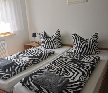 Schmira Apartment | Kleines Landhaus in Erfurt bei der Messe