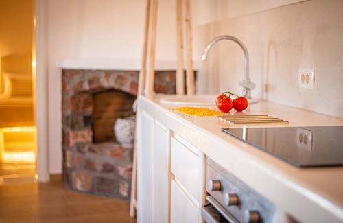Vlychada Villa | Klimata House - Private Hot Tub Pool & BBQ Villa