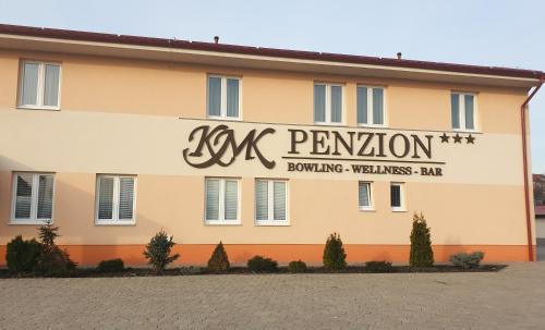 Lednicke Rovne House | KMK Penzión