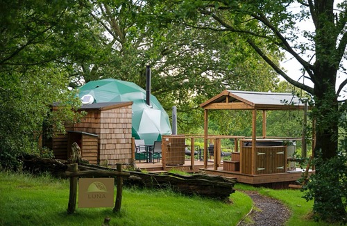 Chiddingstone Hoath Ski Chalet | Knole Luxury Dome
