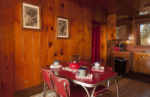 Oceanside House | Knotty Pine Oceanside Cabin-Awesome Ocean View- Amazing Tree Deck!