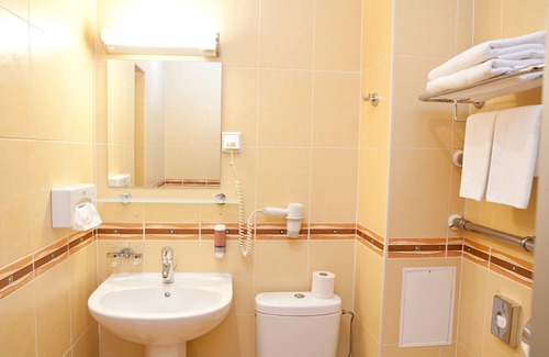 Ziepniekkalns Hotel | Kolonna Hotel Brigita