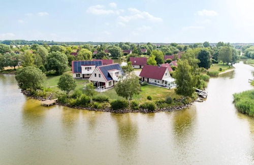 Municipality of Emmen House | Komfort-Cottage für 10 Personen