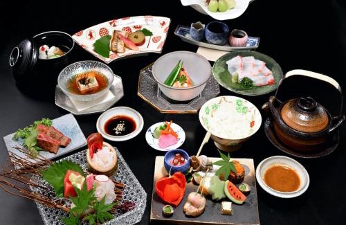 Miyawaka Hotel | kominka neri（古民家煉り）
