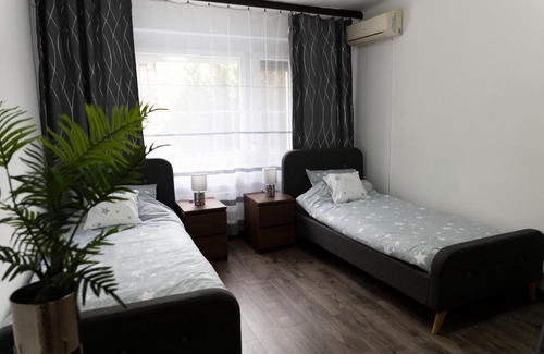 Komlo Apartment | Komló Szíve Apartman