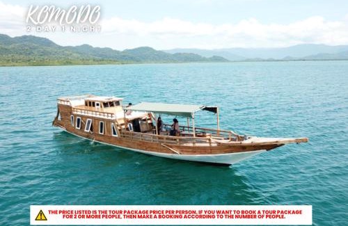 Labuan Bajo Boat Rental | Komodo Tour 2D1N