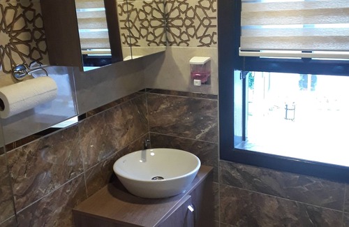 Kiyikoy Hotel | Konak Butik Hotel Papazin Evi