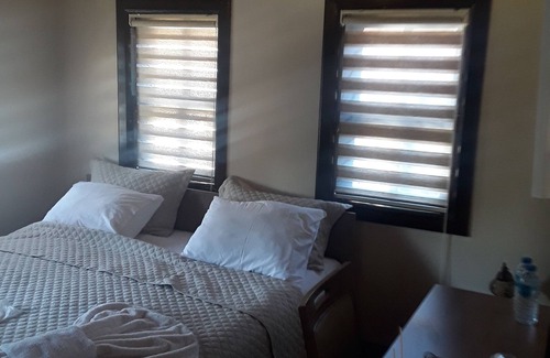 Kiyikoy Hotel | Konak Butik Hotel Papazin Evi