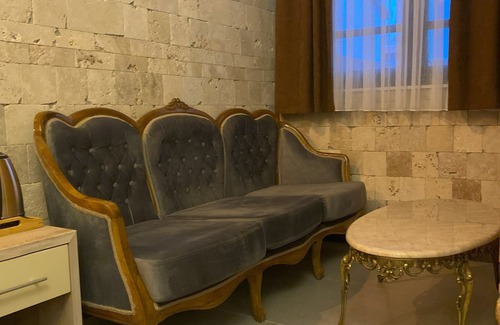 Usak House | Konak Esila Pansiyon