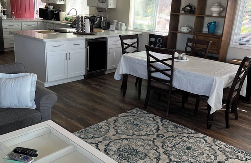 Clearlake Cottage | Konocti beauty cottage on the lake, anglers dream on pier 39 AC-WiFi
