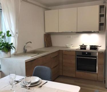 Vipava Apartment | Koradinovi - Pod vrtom