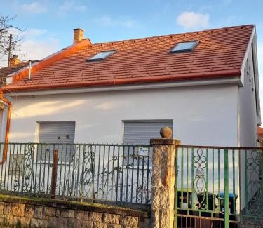Ujpest Apartment | Kovács Guesthouse - Budapest