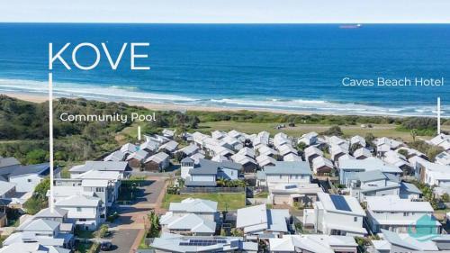Caves Beach House | Kove at Caves Beach- Beach and pool access