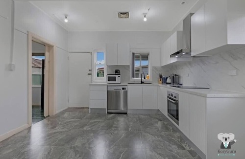 Fairfield East House | KozyGuru | Fairfield East | Cozy Holiday House