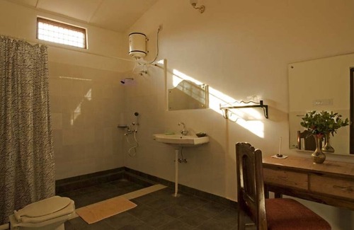 Kanker Hotel | KP Cottages