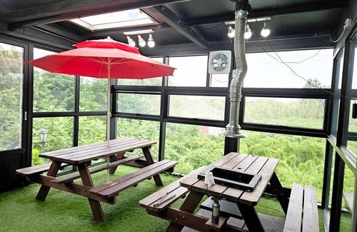Andeok House | Motel