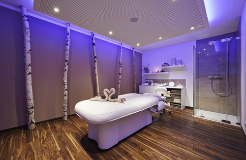 Burkheim Hotel | KreuzPost Hotel Restaurant Spa