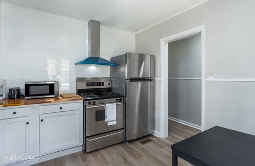 Highland Historic District House | Krewe of Hot Dog