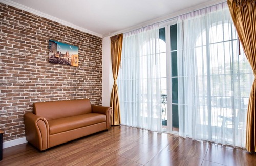 Ban Bueng Hotel | Krinnatra Villa