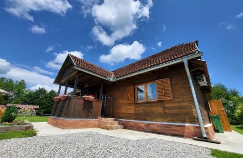 Topusko House | Kuća za odmor Jopi i Mare