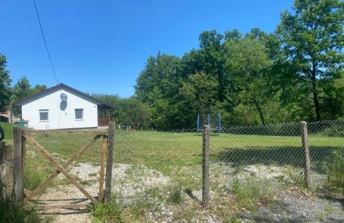 Babe House | Kućica u šumici