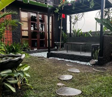 Negara Apartment | KUBU BLACK HOUSE