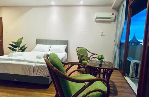 Kampung Surabaya Apartment | Kuching City Center Riverbank Suites With Marvelous River View