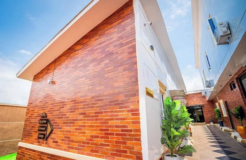 Ado Ekiti Apartment | Kudis Royal Apartments