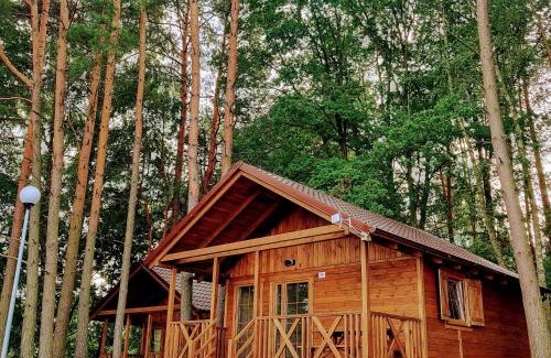 gmina Zakrzewo Resort | Kujanki - domki z widokiem na jezioro