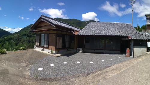 Tanabe House | Kumano Kodo Nagano Guesthouse