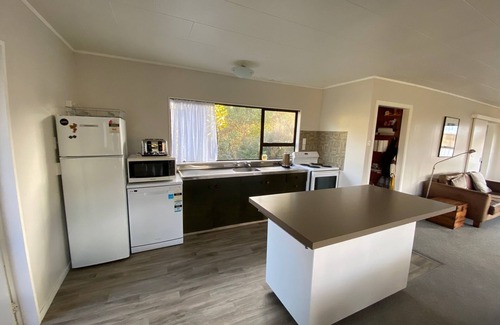 Kuratau House | Kuratau Holiday Home