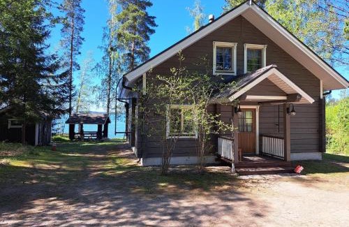 Parikkala Villa | Kurkimökki