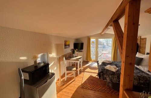 Dobbin-Linstow Apartment | Kutscherhaus