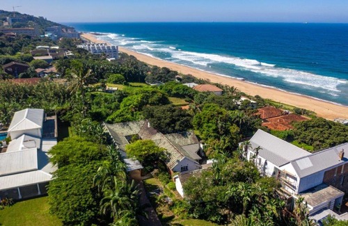 Selection Beach House | Kwa Thibi Cottage Sleeps 14-with inverter