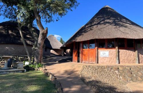 Dundee House | Kwakunje guest lodge