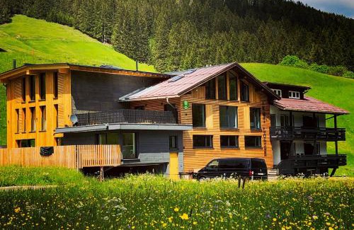 Mittelberg Cabin | KWT Lodge