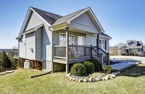 Taylorsville House | KY Cottage, with hot tub and lake view, on the Bourbon Trail