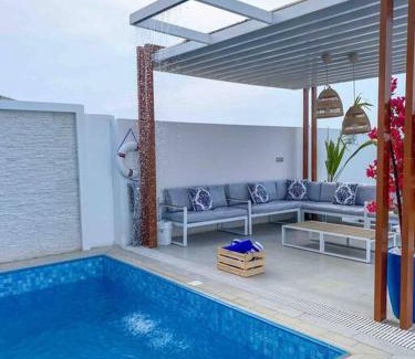 Sur Villa | Kyanos