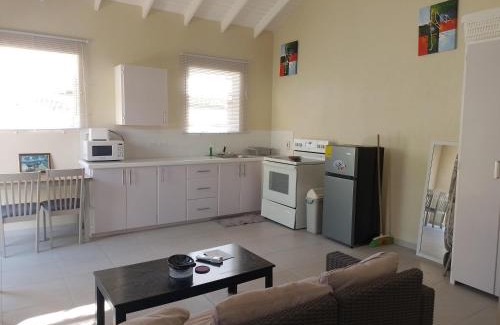 Oistins Apartment | Kymani Villa