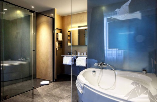 Poulainville Hotel | Kyriad Prestige Amiens Poulainville Hotel and SPA